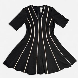 Julian Taylor Black Fit & Flare Short Sleeve Midi Dress with Cream Piping